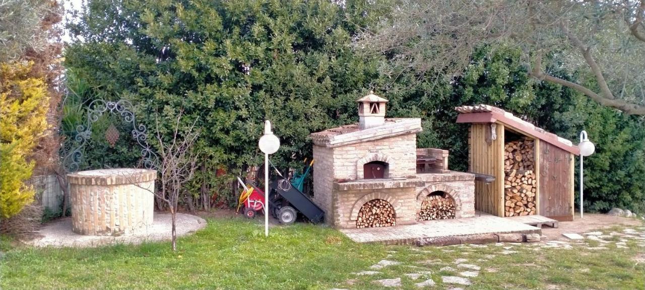 La Stalla Cepagatti Exteriör bild